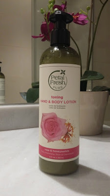 Petal Fresh Pure Toning hand and body lotion rose&honeysuckle