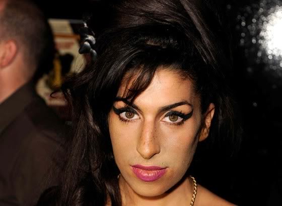 amy winehouse death headlines