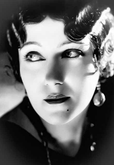 Gloria Swanson