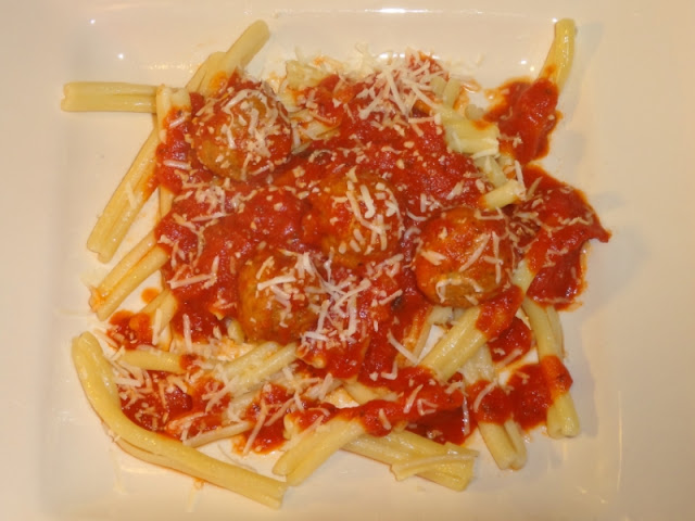  Warm up with Caserecce Pasta & Red Sauce #recipe #simmeredintradition 