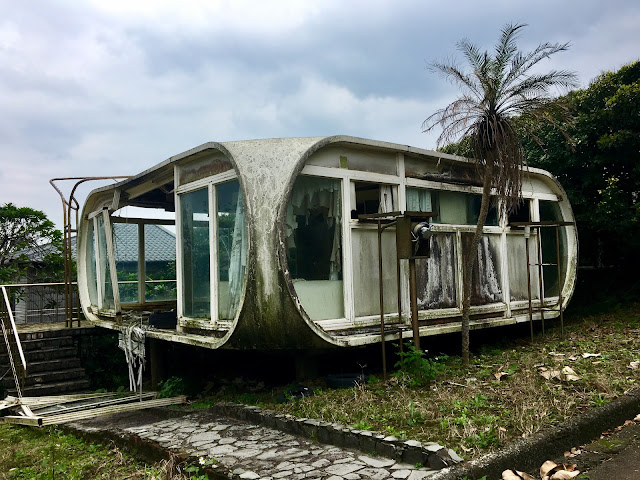 wanli ufo village, futuro venturo houses, new taipei, taiwan