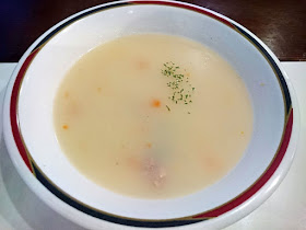 Aランチのクリームスープの写真
