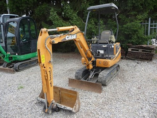 Case CX15B digger