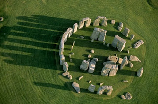 Stonehenge.jpg