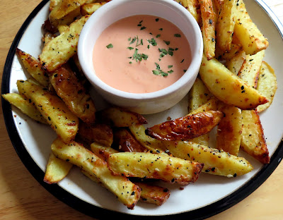 Dirty Fries & Fry Sauce