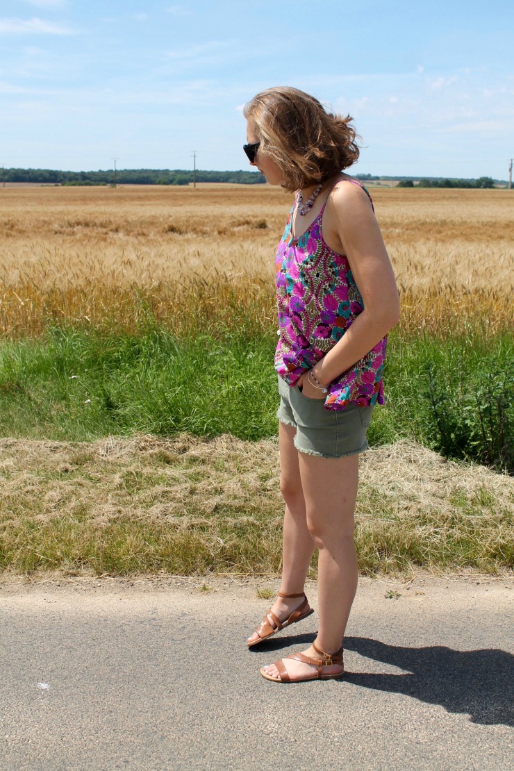 Flower printed shirt and short shorts