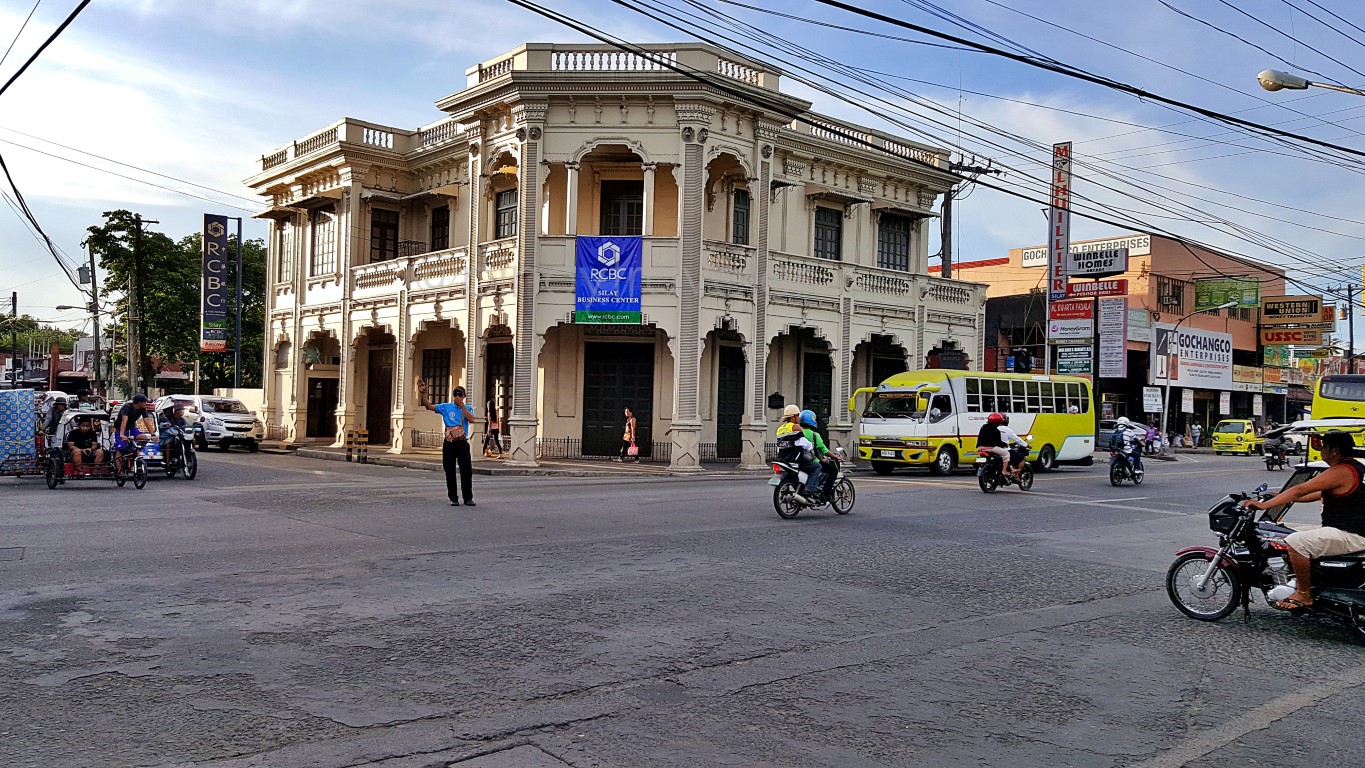 Maria Ledesma Golez Heritage House, Rizal corner Burgos Street, Silay City