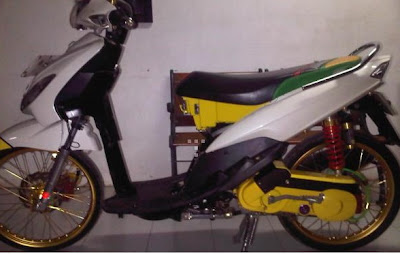 ide modifikasi mio sporty warna putih