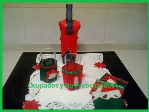 Botella y portavasos decorados Navidad