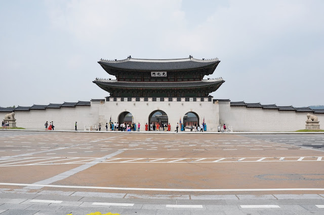 Gwanghwamun Gate (광화문)