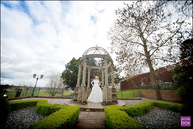 Picture Box at Weston Hall, Wedding Photography at Weston Hall Weston Hall, Picture Box, Wedding Photos, Weddings Staffordshire, Picture Box, Wedding Photography by Picture Box, Wedding Photography Staffordshire, Photography Weston Hall, Weddings Weston Hall, Staffordshire Wedding Photographer, 