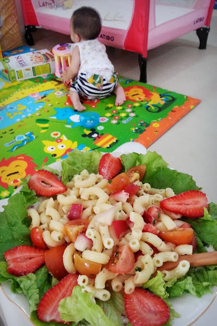 strawberry macaroni pasta salad ServicefromHeart