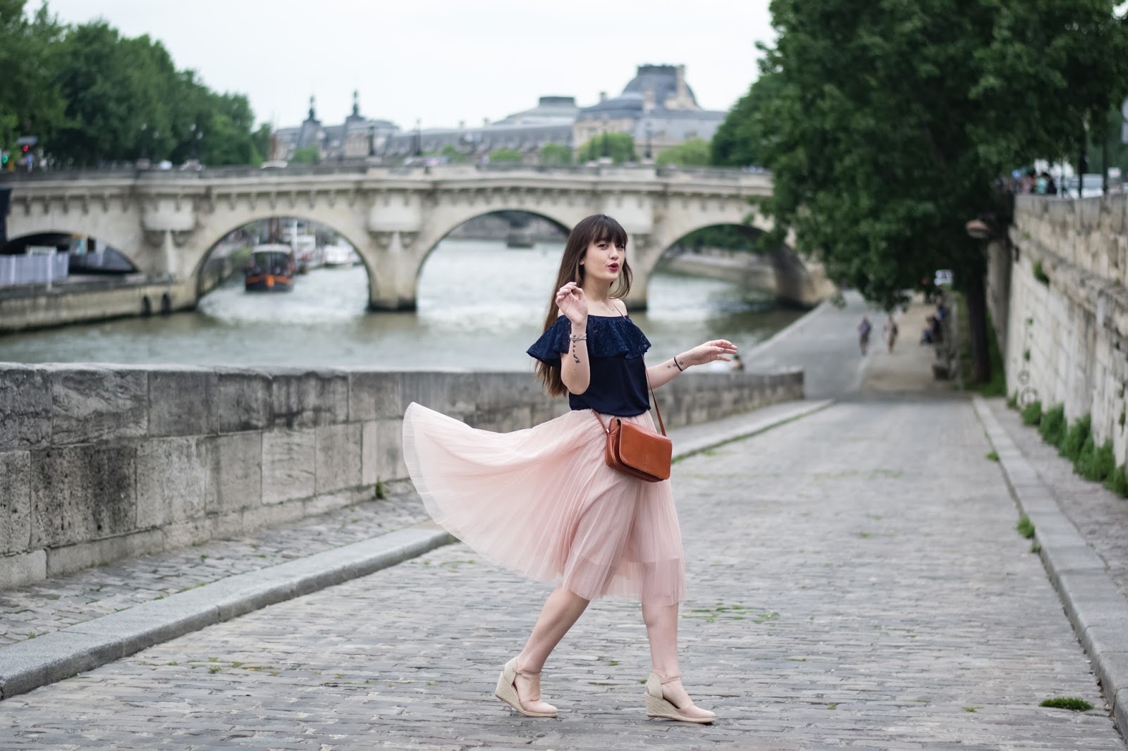 meetmeinparee, paris blogger, fashion, look, style, chic parisian style, spring look, pink tutu skirt