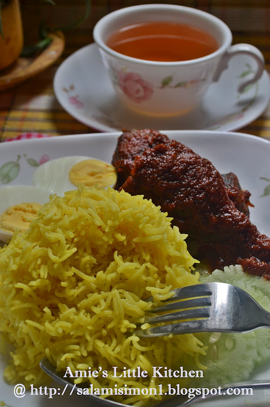 AMIE'S LITTLE KITCHEN: Nasi Kuning Sambal Ikan Kayu