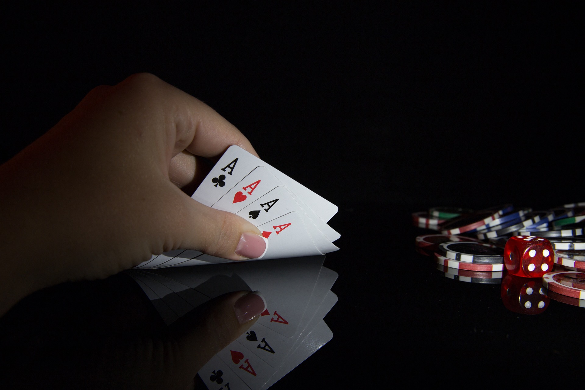 Que competências matemáticas são indispensáveis para se destacar no pôquer?