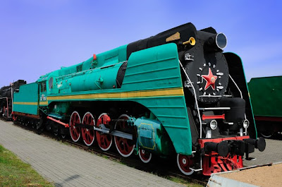 rails locomotive