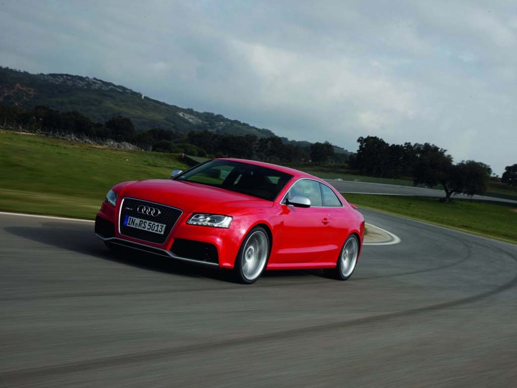 Audi RS5 2011