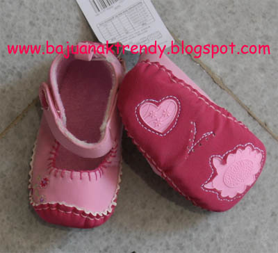 baju anak tas anak: Sepatu Mothercare Love Pink