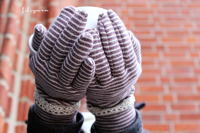 filigarn.blogspot.com - genähtes - Schneehase! Meine ersten Fingerhandschuhe!!