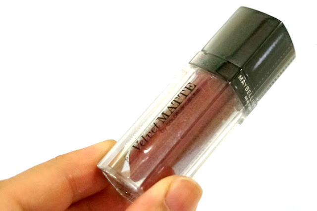 Maybelline Velvet Matte Lipstick in MAT6