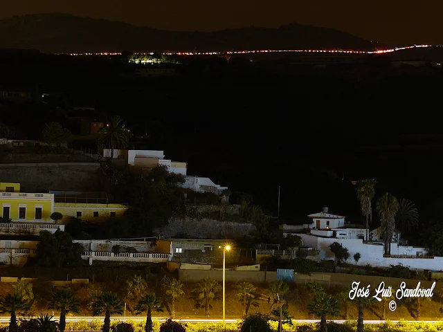 miles de coches para ver los fuegos de san lorenzo 2016