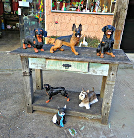CACHORROS DE RESINA