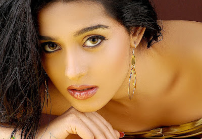 Amrita Rao Hot photo Shoots