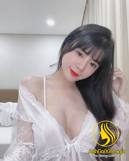 Top 40+ ảnh Phan Trang sexy - cô gái nóng bỏng đến lộ clip nóng.