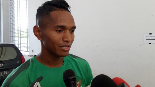 Panaskan Rumor ke Persebaya, Abduh Lestaluhu Kirim Kode Ini di Instagram