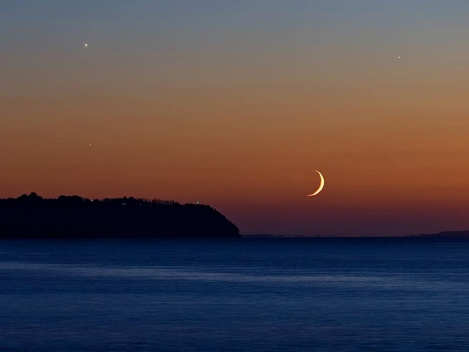 Tanda-Tanda Datangnya Malam Lailatul Qadar