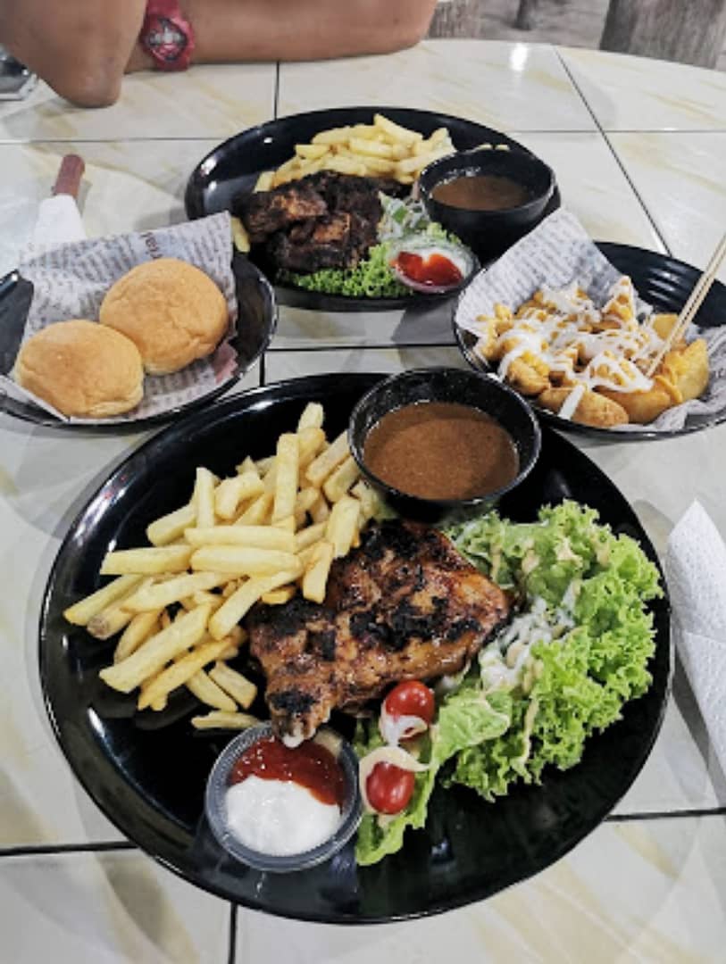 Makan  Malam  Sedap  di Terengganu Paloq Western Food Gong 