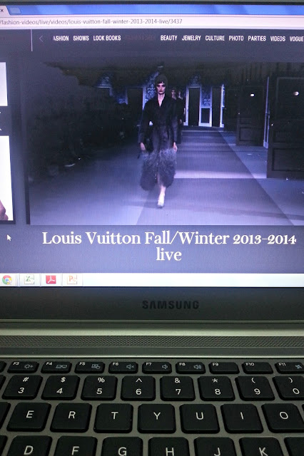 justjovitz_FIRST EVER VIRTUAL FASHION SHOW LIVE