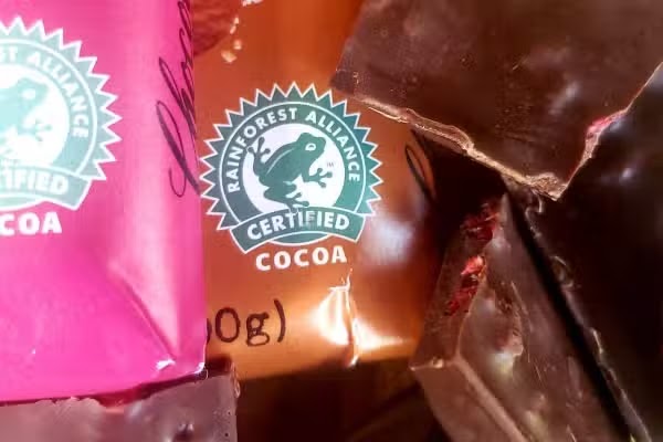Παγκόσμιος Πανıκός για τα τρόφιμα με λογότυπο τον «βάτραχο»