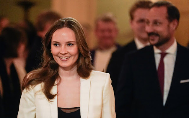 Princess Ingrid Alexandra and Prince Sverre Magnus attended a Christmas service. Princess Ingrid Alexandra wore a white blazer