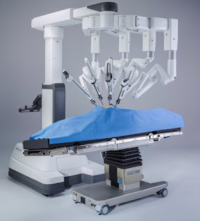 استخدام الروبوت في الجراحة