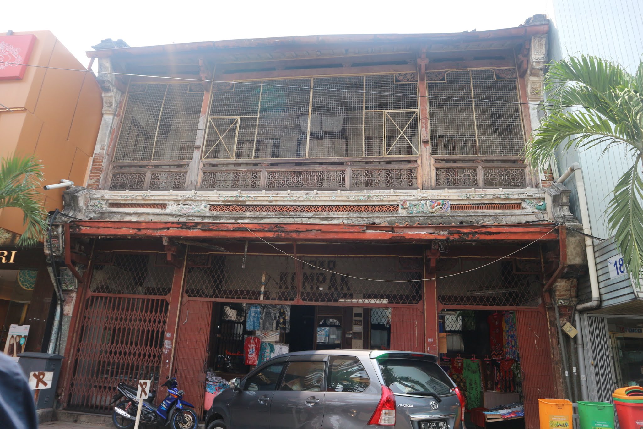 Walking tour pasar baru jakarta