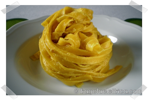 Pasta con Curry e Panna