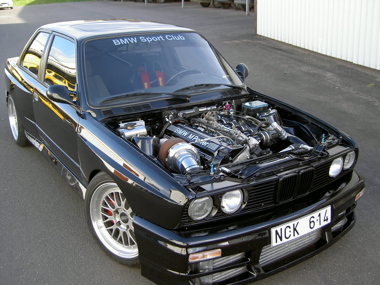 BMW E30