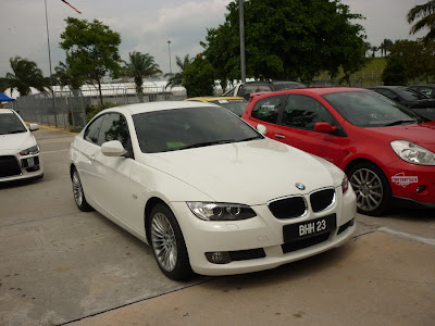 BMW 320i Coupe