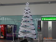 Decorated Christmas tree at London Heathrow airport (dsc )