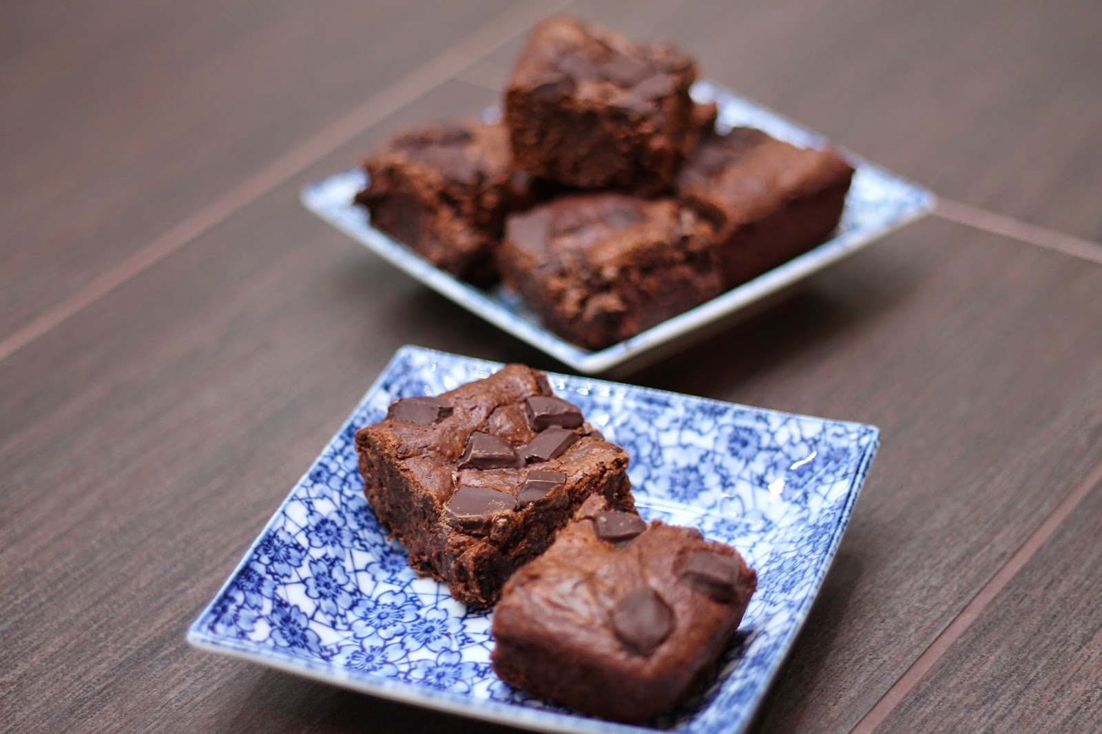 Coconut chocolate-chunk brownies