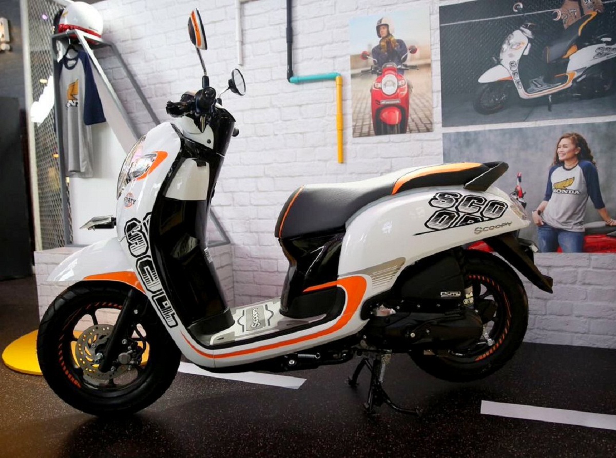 92 Modifikasi Motor Scoopy Cream Terbaru Kumbara Modif