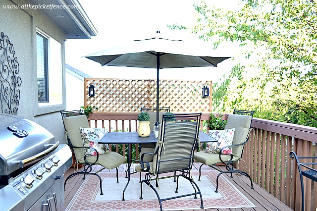 privacy fence with lattice plans
