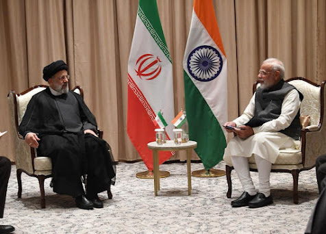 PM Modi meets Iranian President Ebrahim Raisi on sidelines of SCO Summit