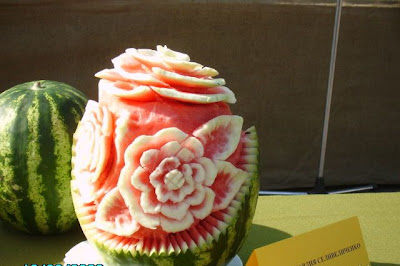 Watermelon carving art - seen at curiousphotos.blogspot.com