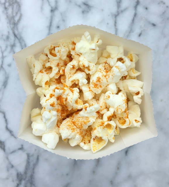 Fun Food Ideas for an Academy Awards Party in front of the TV - Curry Popcorn for Lion - www.jacolynmurphy.com