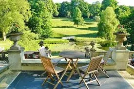 10 Low Maintenance Landscaping Ideas for Any Budget