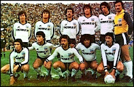 C .S. DEPORTIVO COLO COLO - Santiago de Chile, Chile - Temporada 1981 - Leonel Herrera, Chupete Hormazábal, Eddio Inostroza, Oscar Rojas, Lizardo Garrido y Mario Osbén; Rodrigo Santander, Raúl Ormeño, Carlos Caszely, Severtino Vasconcelos y Leonardo Véliz - Campeón de Chile