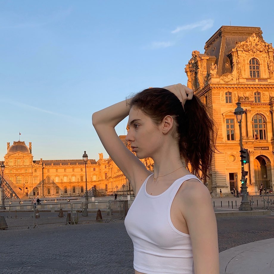 Madelyn Whitley – Most Beautiful Teen Transgender Model Instagram