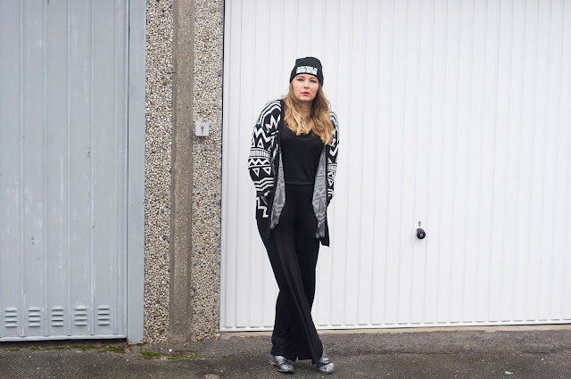 Gina Tricot, Jumpsuit, Schwarz, Navajo Cardigan, Aztec cardi, H&M sweater, triangle, limited edition, letter beanie, mütze mit spruch, Schriftzug,